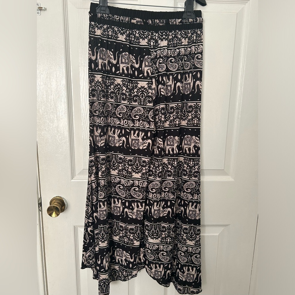 Boho Wide-Leg Elephant Print Pants - Black and Cream